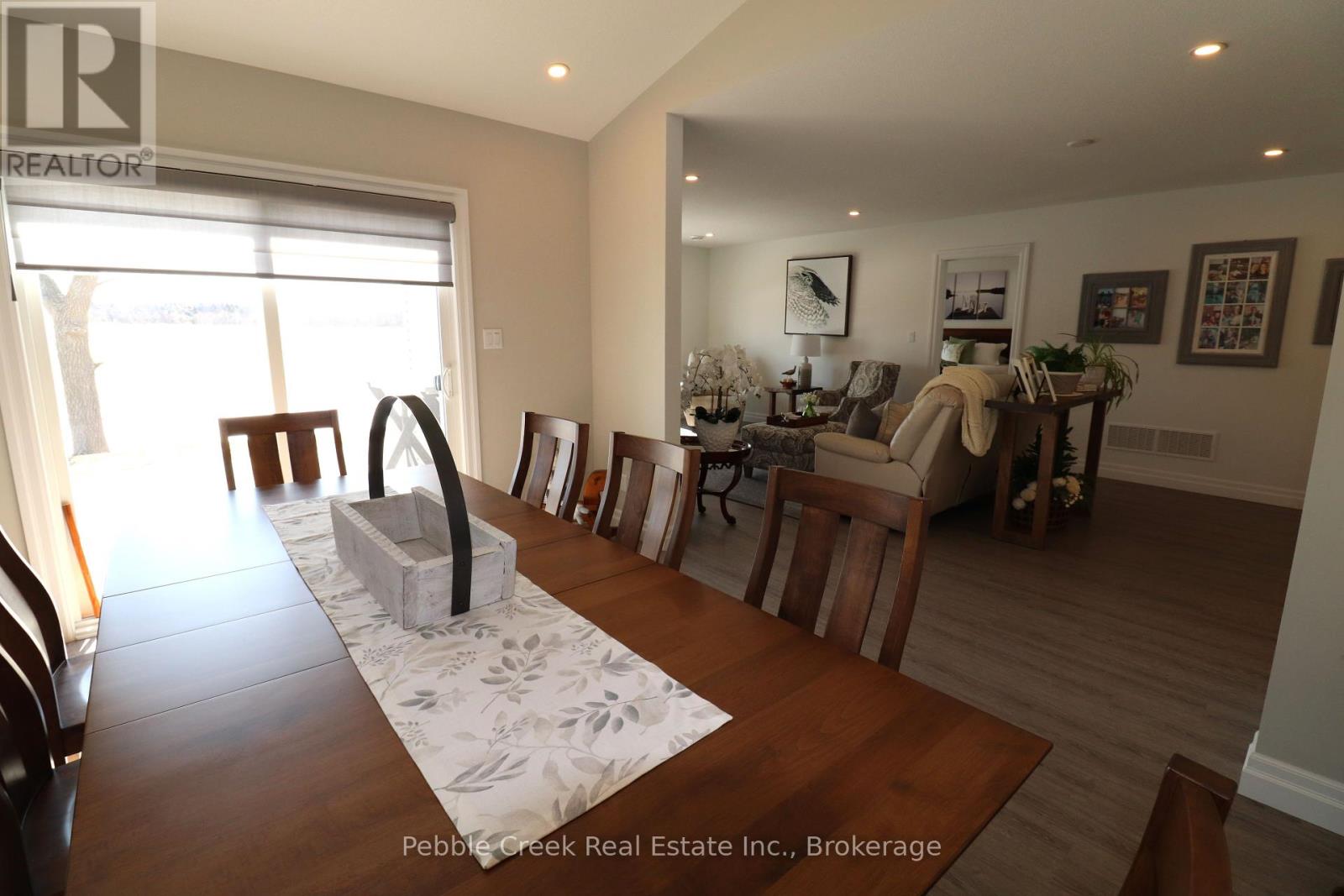 215 Lake Breeze Drive, Ashfield-Colborne-Wawanosh, Ontario  N7A 0C6 - Photo 18 - X12014778