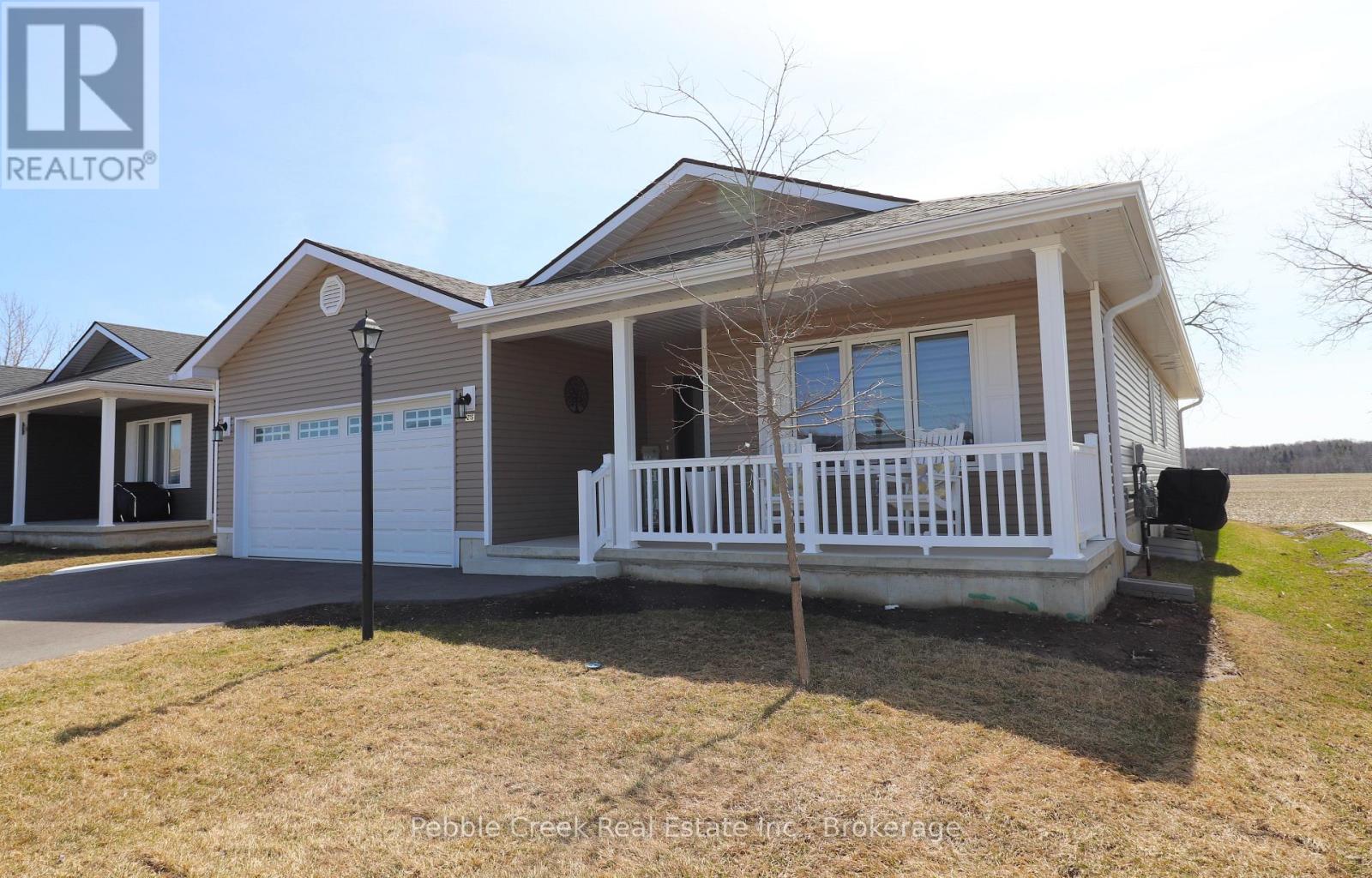 215 Lake Breeze Drive, Ashfield-Colborne-Wawanosh, Ontario  N7A 0C6 - Photo 38 - X12014778
