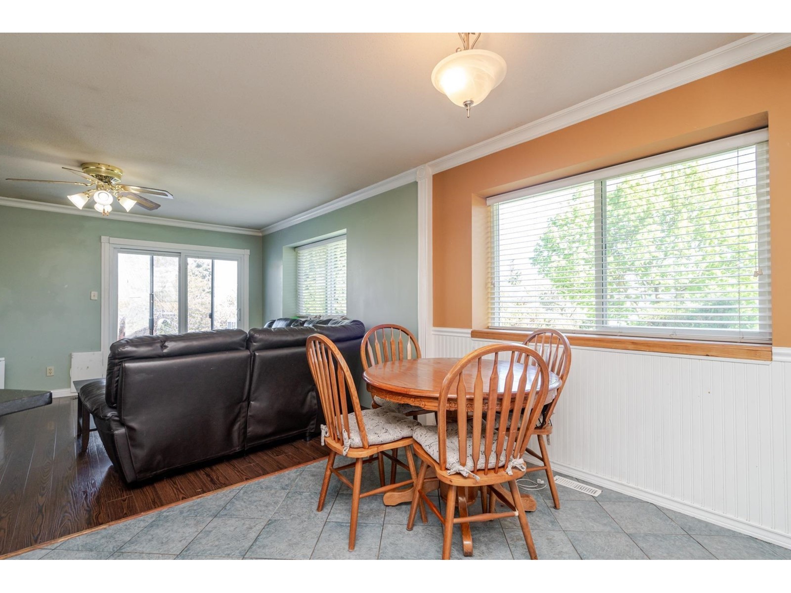 19093 Sundale Court, Surrey, British Columbia  V3S 7M6 - Photo 10 - R2949017