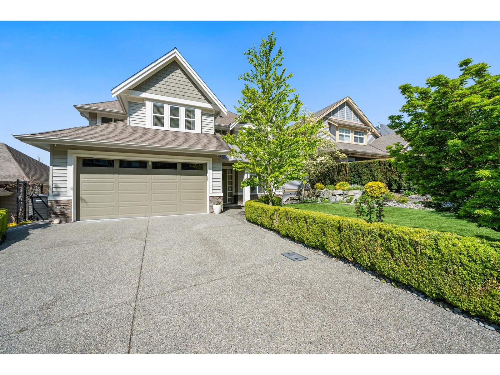 Property at 3395 APPLEWOOD DRIVE image 1