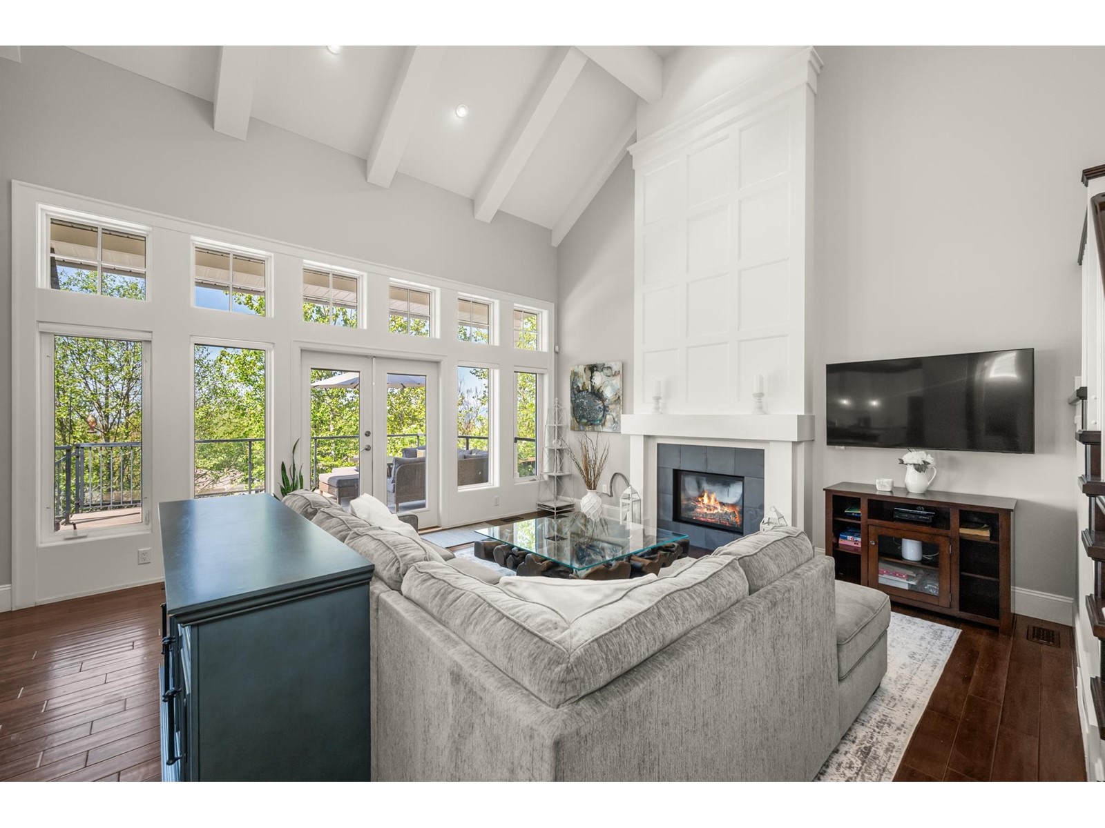 Property at 3395 APPLEWOOD DRIVE image 5