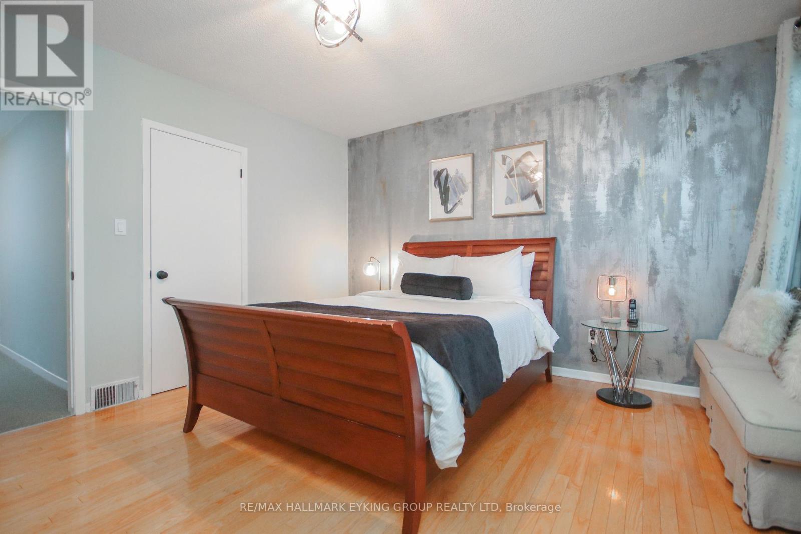 239 York Street, Ottawa, Ontario  K1N 5T9 - Photo 32 - X12106268