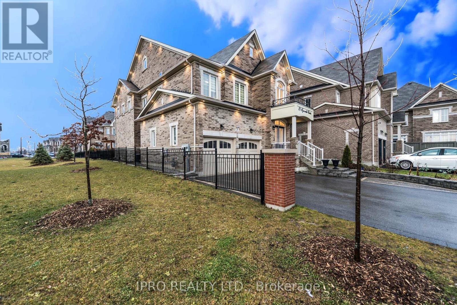 Property at 27 TYSONVILLE CIRCLE image 2