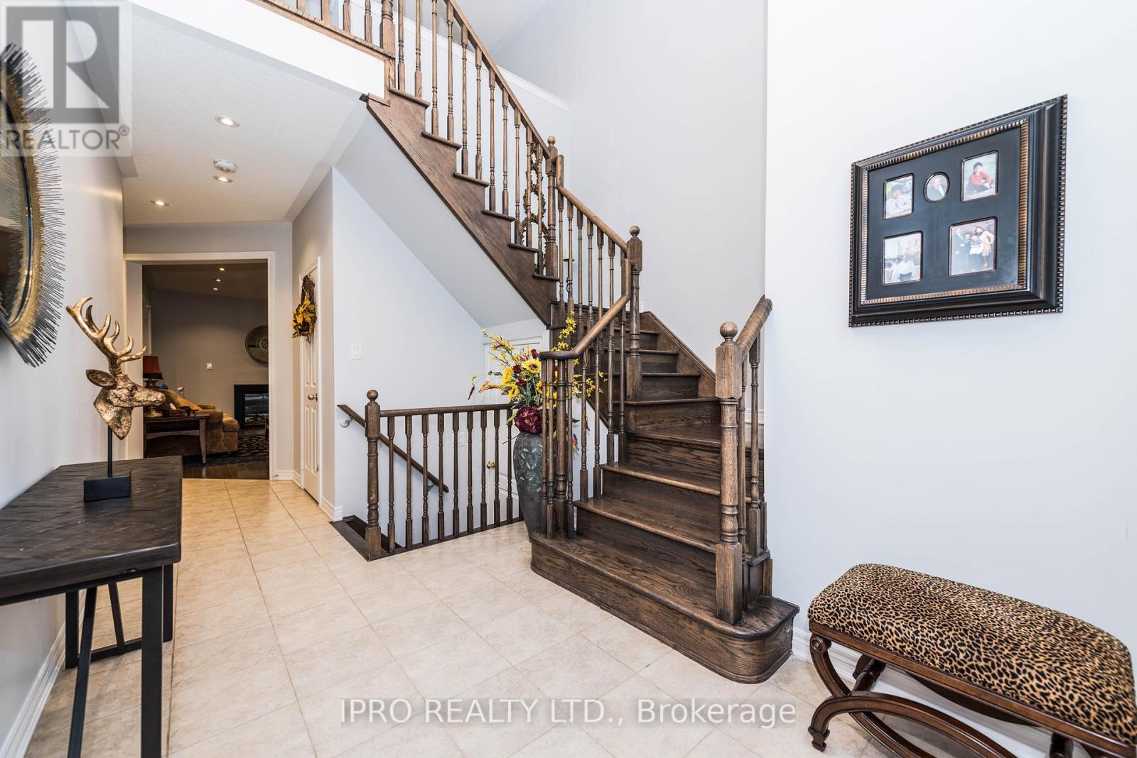 Property at 27 TYSONVILLE CIRCLE image 5
