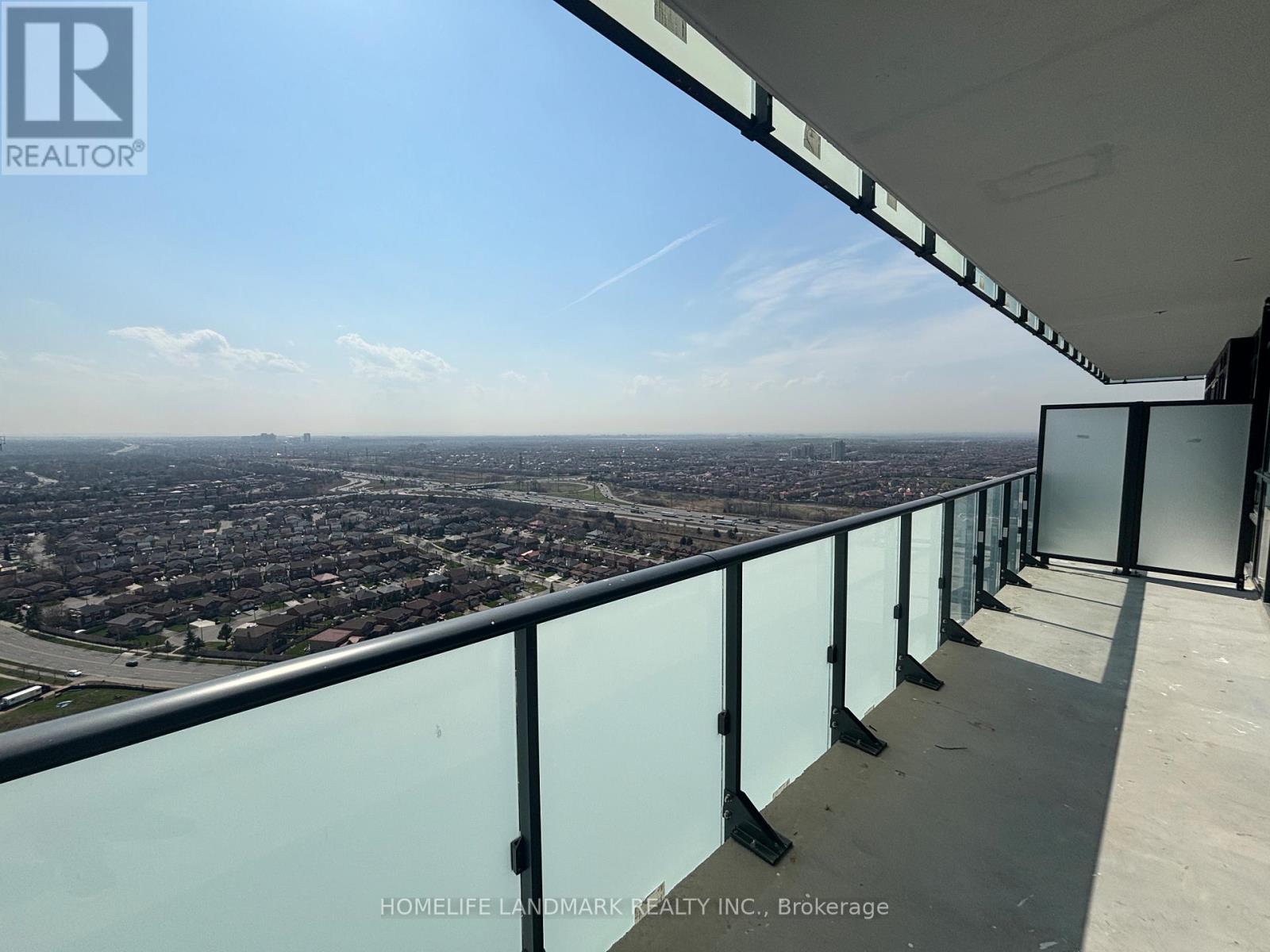 3007 - 430 Square One Drive, Mississauga (City Centre), Ontario  L5B 0L6 - Photo 11 - W12106276