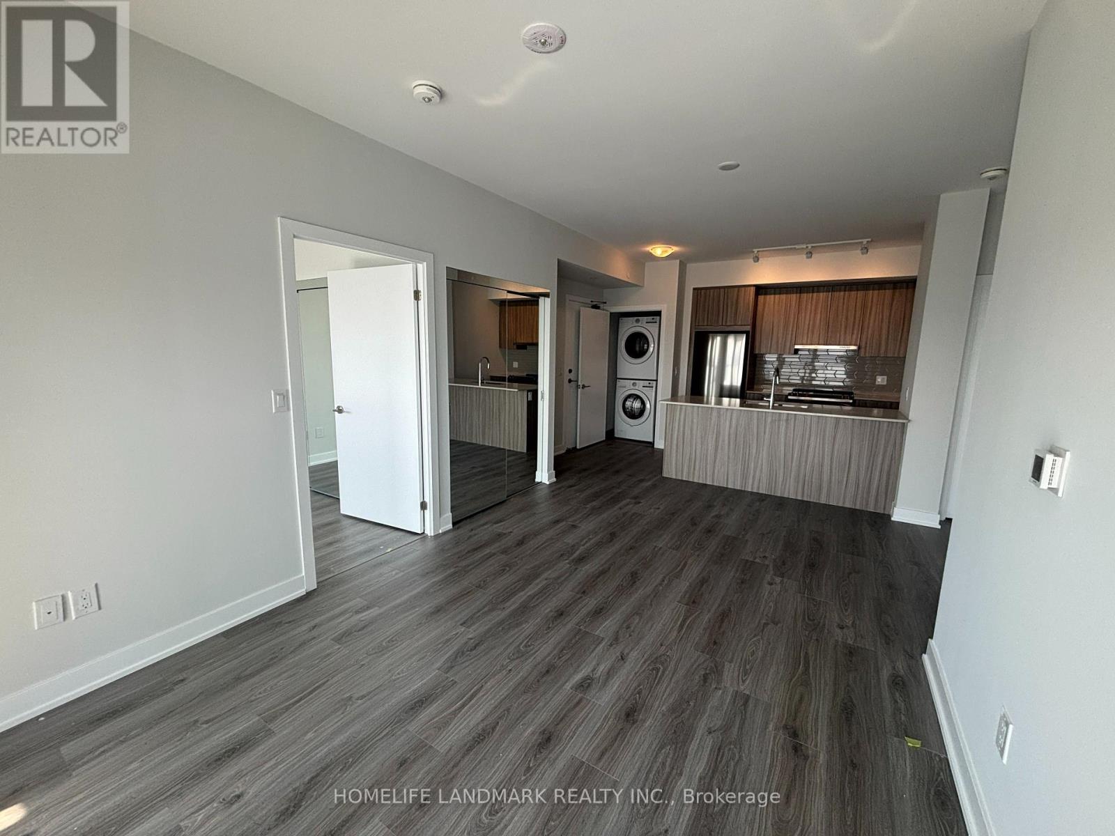 3007 - 430 Square One Drive, Mississauga (City Centre), Ontario  L5B 0L6 - Photo 5 - W12106276