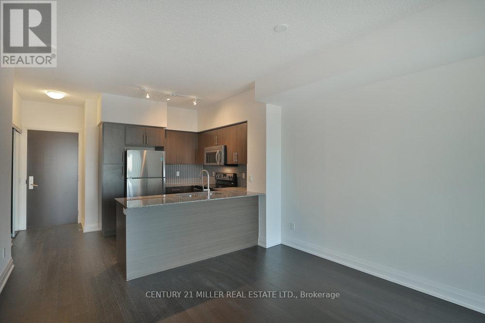 404 - 65 Speers Road, Oakville, Ontario  L6K 3V5 - Photo 11 - W12106294