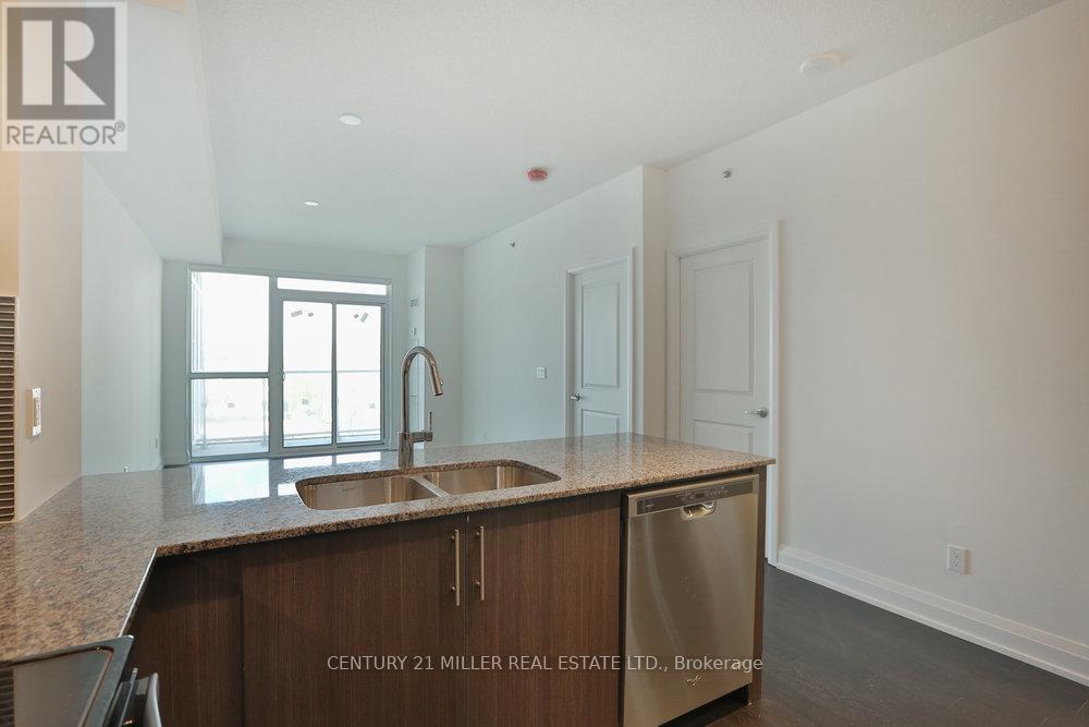 404 - 65 Speers Road, Oakville, Ontario  L6K 3V5 - Photo 15 - W12106294