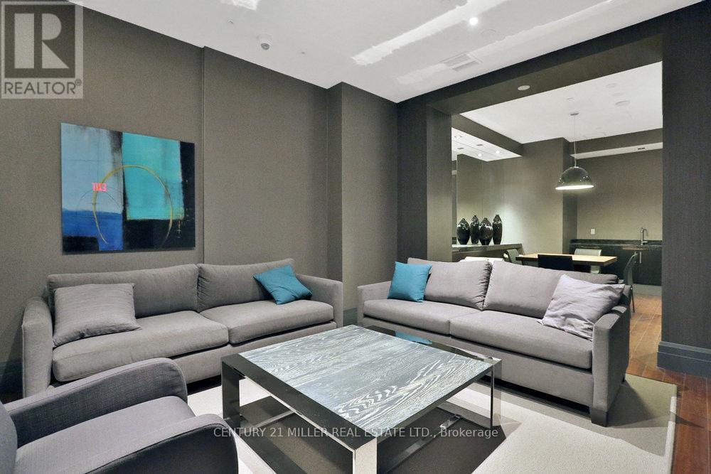 404 - 65 Speers Road, Oakville, Ontario  L6K 3V5 - Photo 21 - W12106294
