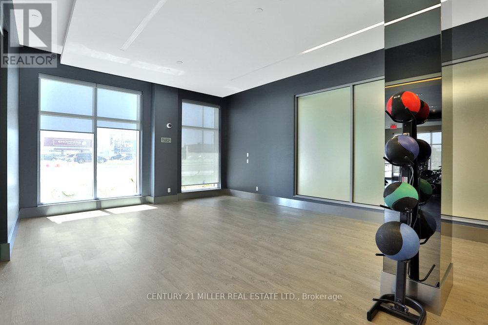 404 - 65 Speers Road, Oakville, Ontario  L6K 3V5 - Photo 27 - W12106294