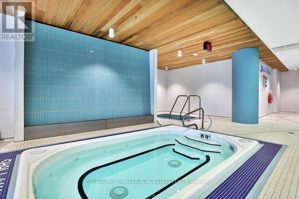 404 - 65 Speers Road, Oakville, Ontario  L6K 3V5 - Photo 30 - W12106294