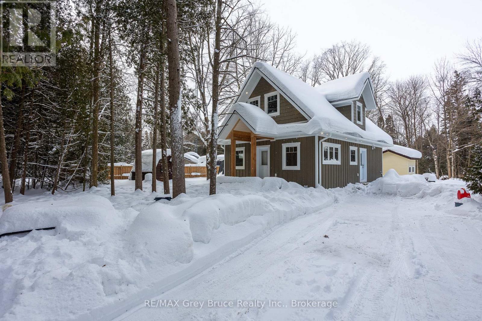 Property at 457 HURON RD ROAD image 3