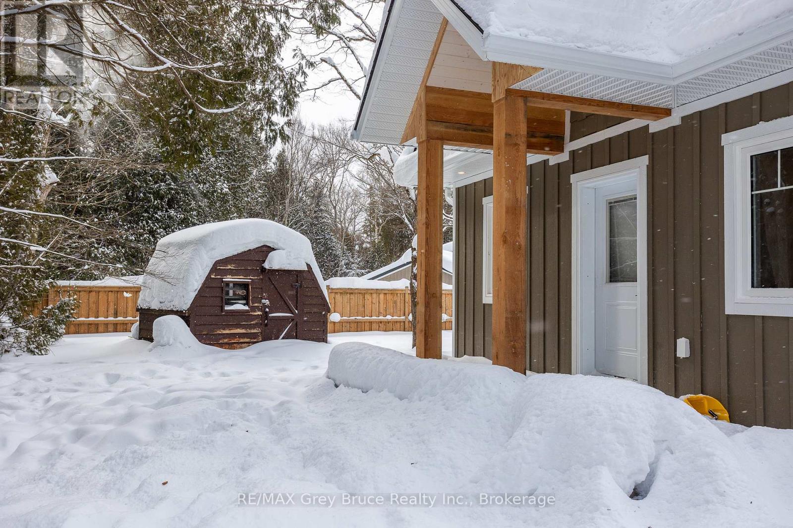 Property at 457 HURON RD ROAD image 4