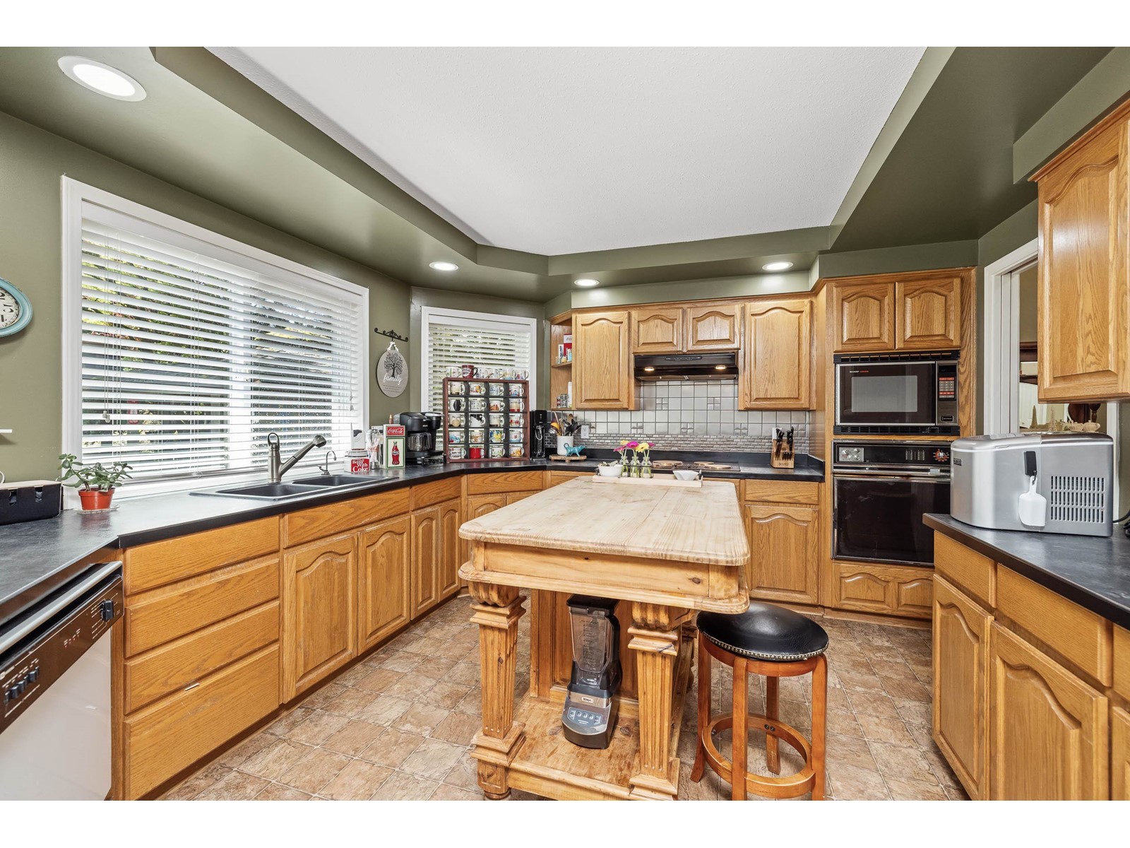 32560 Downes Road, Abbotsford, British Columbia  V4X 1X3 - Photo 5 - R2991919