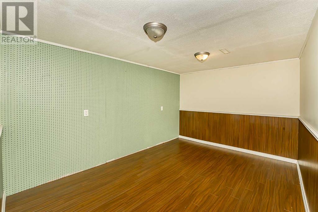 4611 64 Street Ne, Calgary, Alberta  T1Y 5G2 - Photo 34 - A2212438