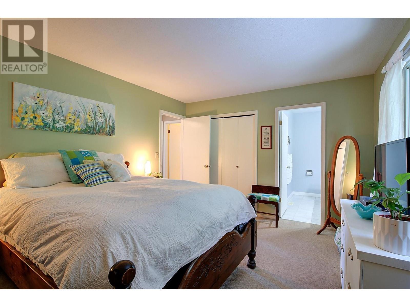 Property at 1363 Ponderosa Road image 3