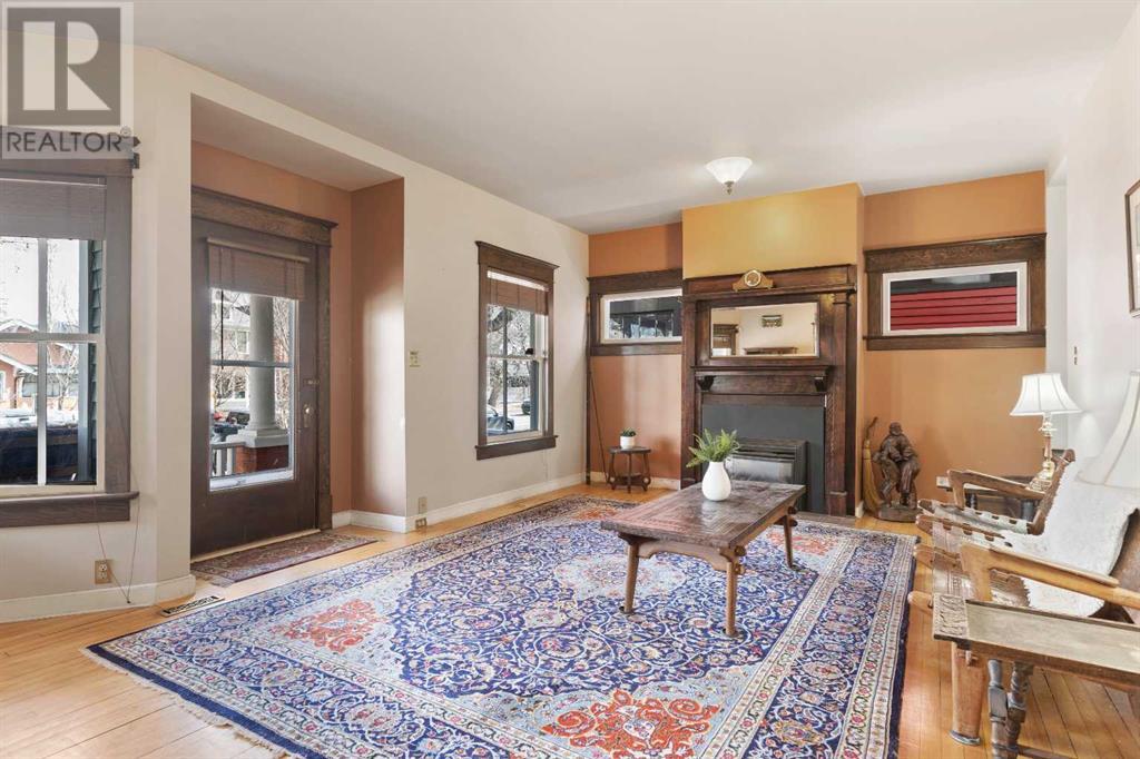Property at 2111 14A Street SW image 4
