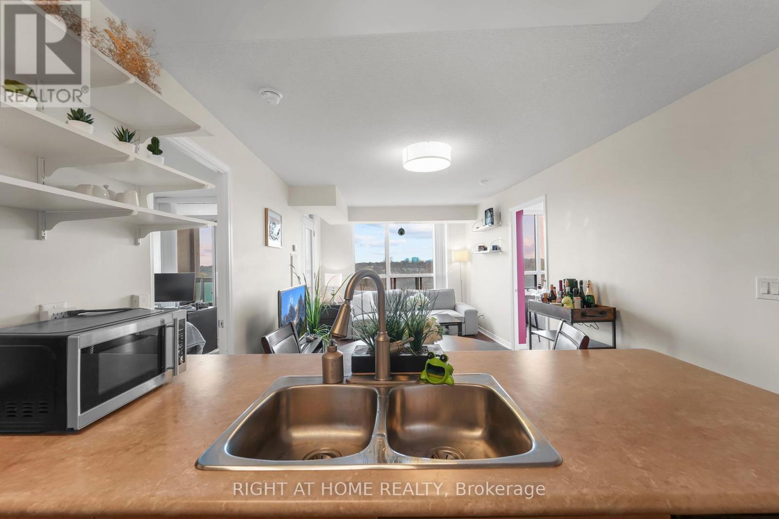 712 - 503 Beecroft Road, Toronto (Willowdale West), Ontario  M2N 0A2 - Photo 18 - C12106360