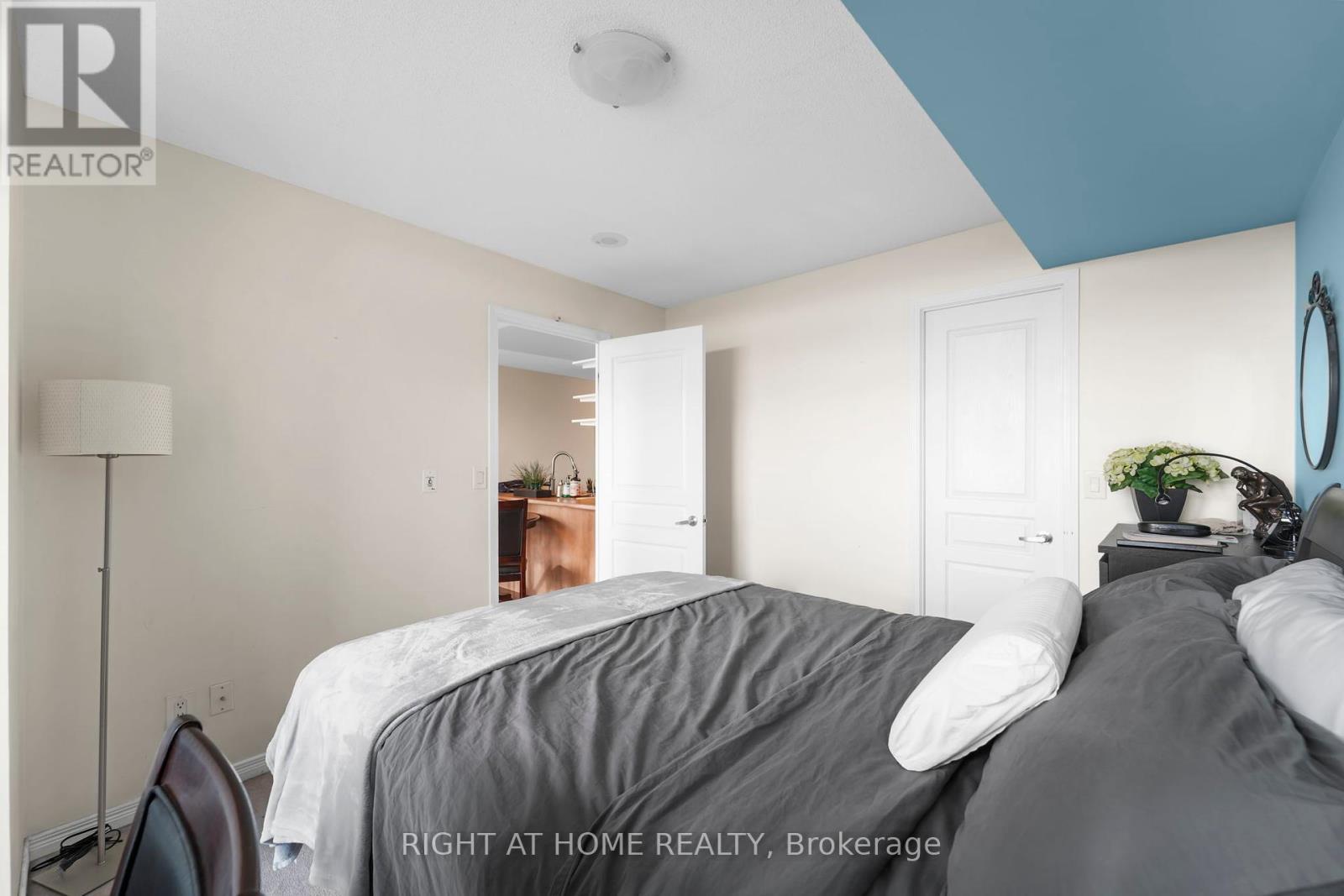 712 - 503 Beecroft Road, Toronto (Willowdale West), Ontario  M2N 0A2 - Photo 25 - C12106360