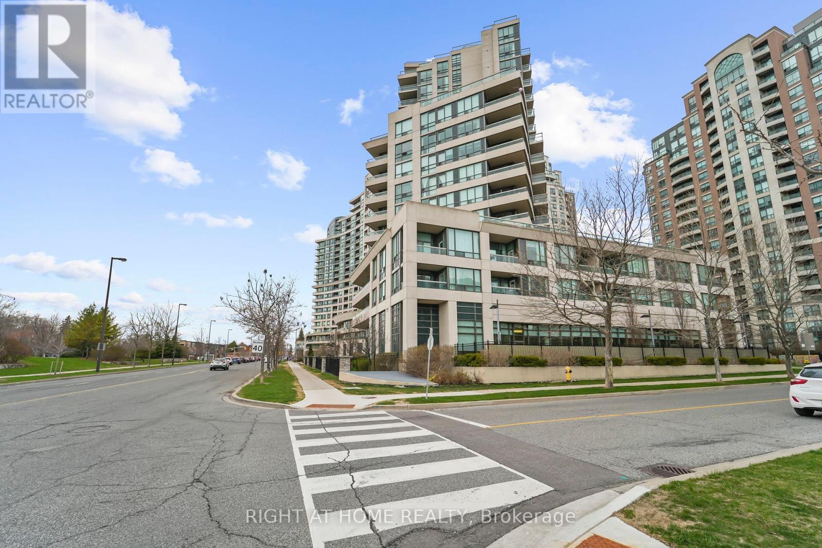 712 - 503 Beecroft Road, Toronto (Willowdale West), Ontario  M2N 0A2 - Photo 3 - C12106360