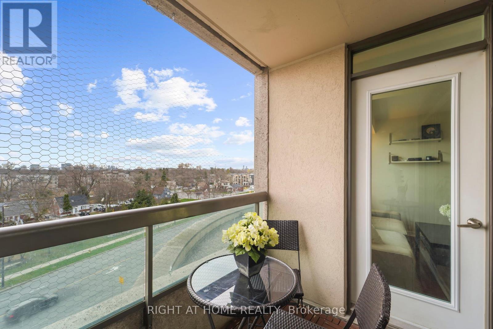 712 - 503 Beecroft Road, Toronto (Willowdale West), Ontario  M2N 0A2 - Photo 36 - C12106360