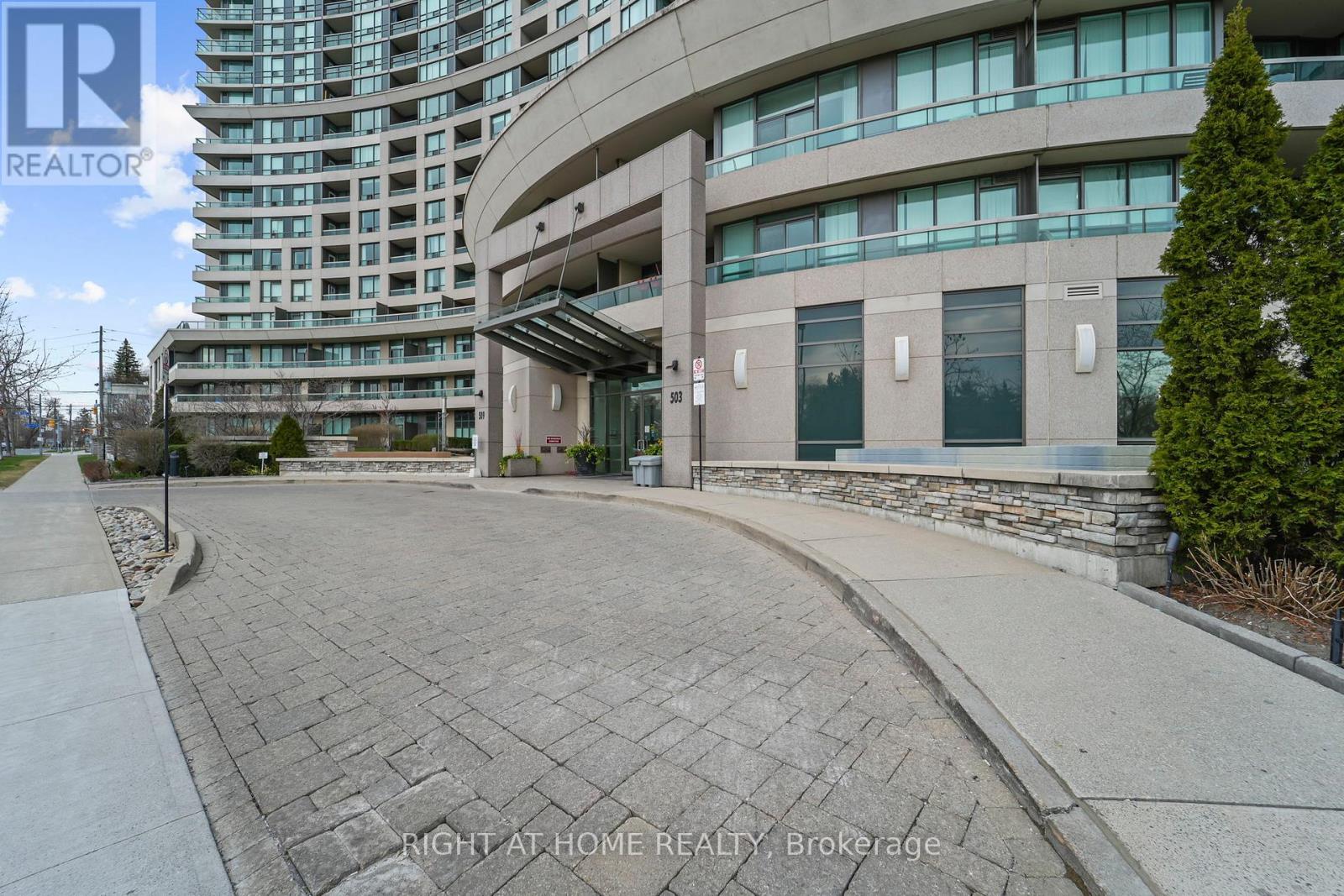 712 - 503 Beecroft Road, Toronto (Willowdale West), Ontario  M2N 0A2 - Photo 4 - C12106360
