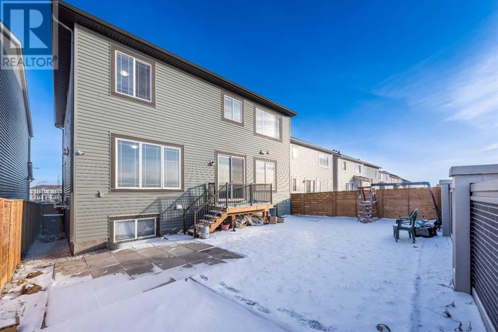 Property at 29 Cityside Link NE image 5