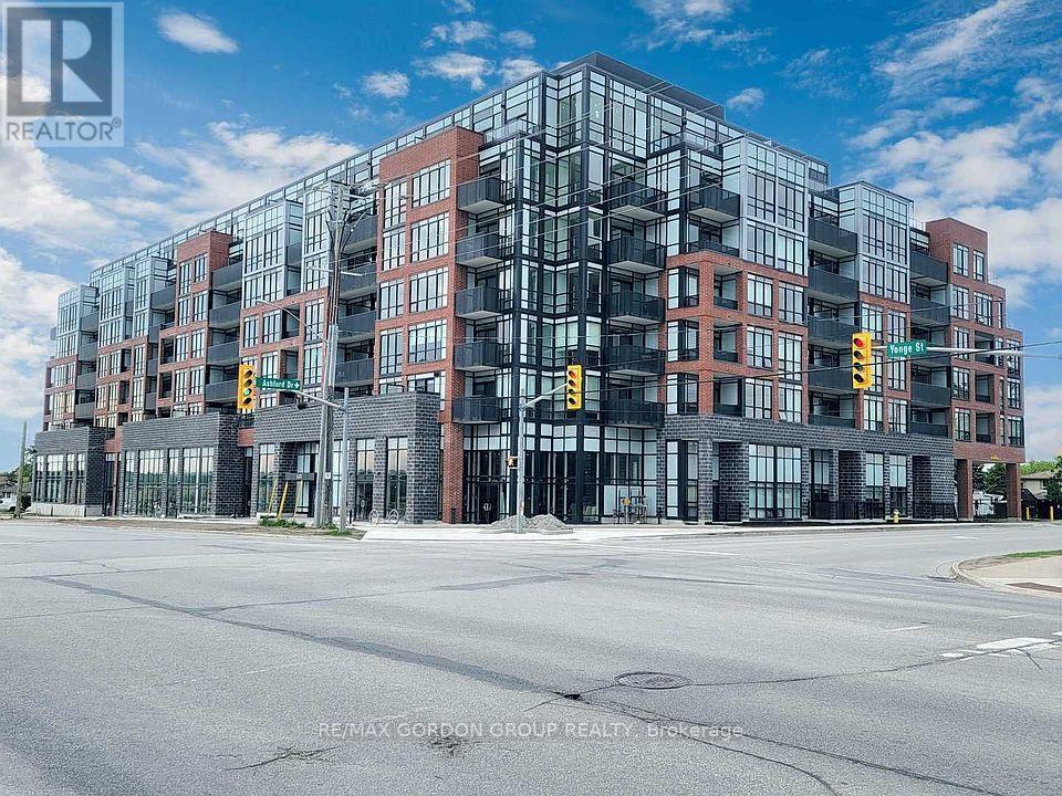 20&21 - 681 Yonge Street, Barrie (Painswick South), Ontario  L9J 0K1 - Photo 1 - S12106373