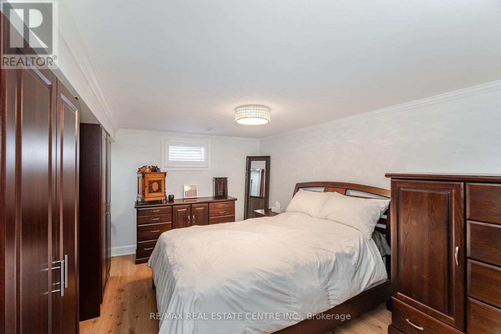 55 Mallard Crescent, Brampton (Central Park), Ontario  L6S 2T7 - Photo 30 - W12106350