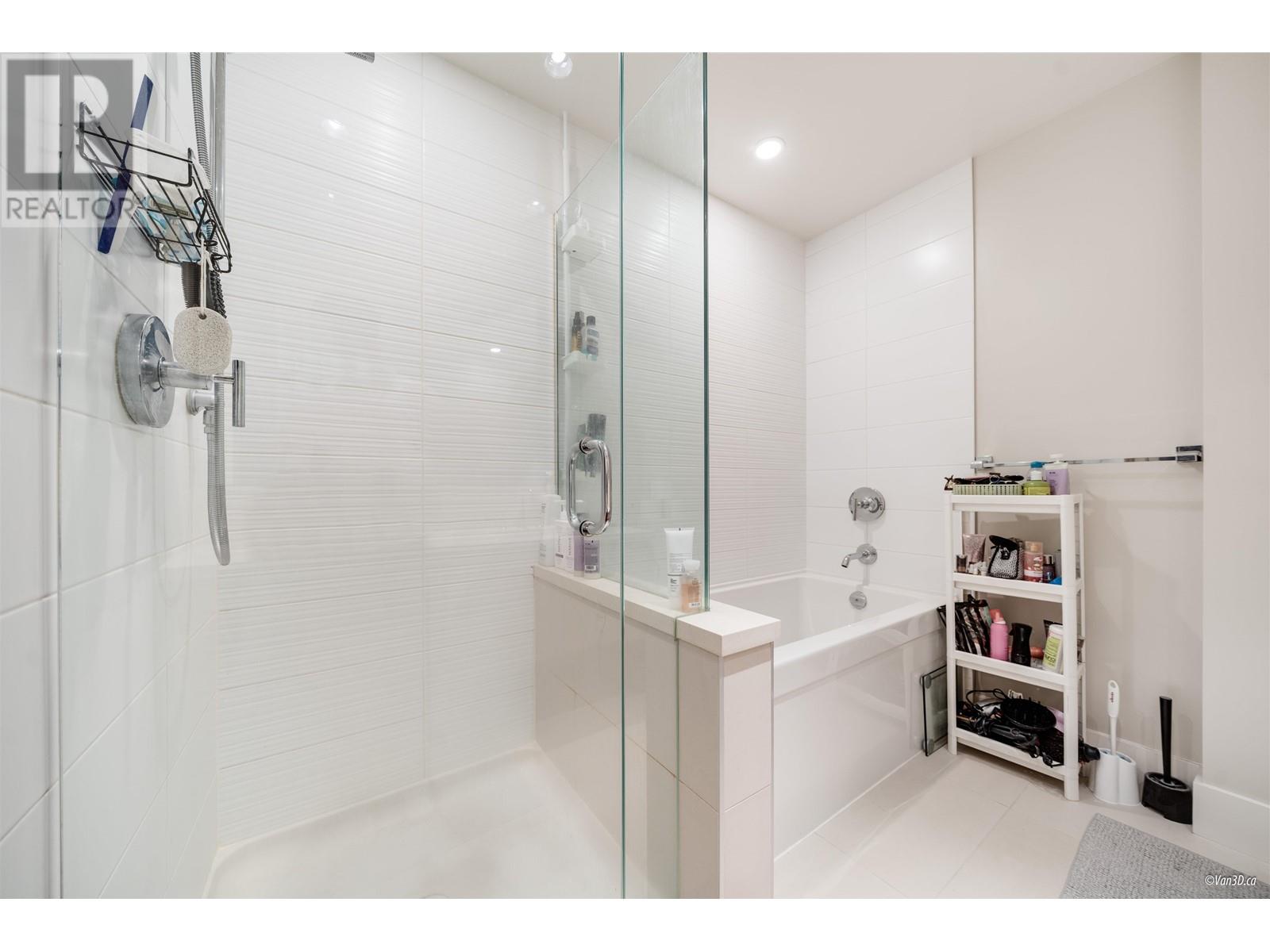 111 3606 Aldercrest Drive, North Vancouver, British Columbia  V7G 0A3 - Photo 15 - R2994179