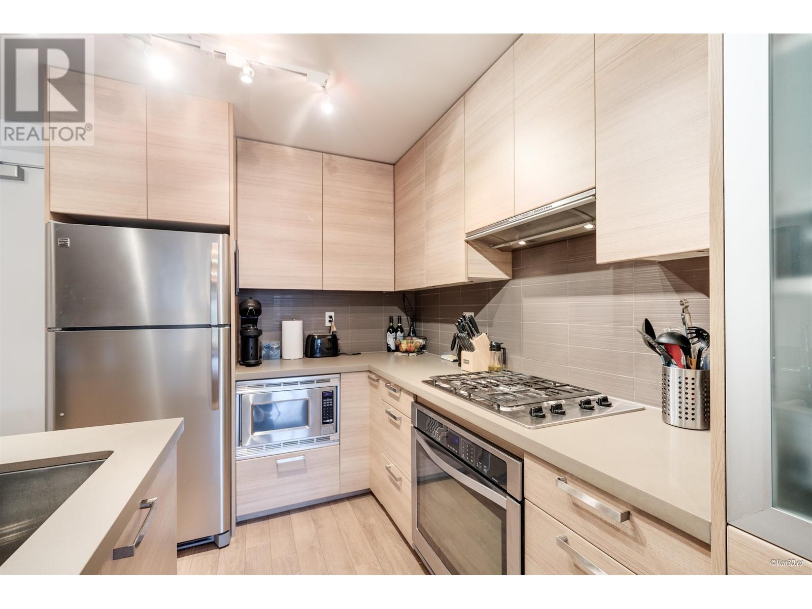 111 3606 Aldercrest Drive, North Vancouver, British Columbia  V7G 0A3 - Photo 7 - R2994179