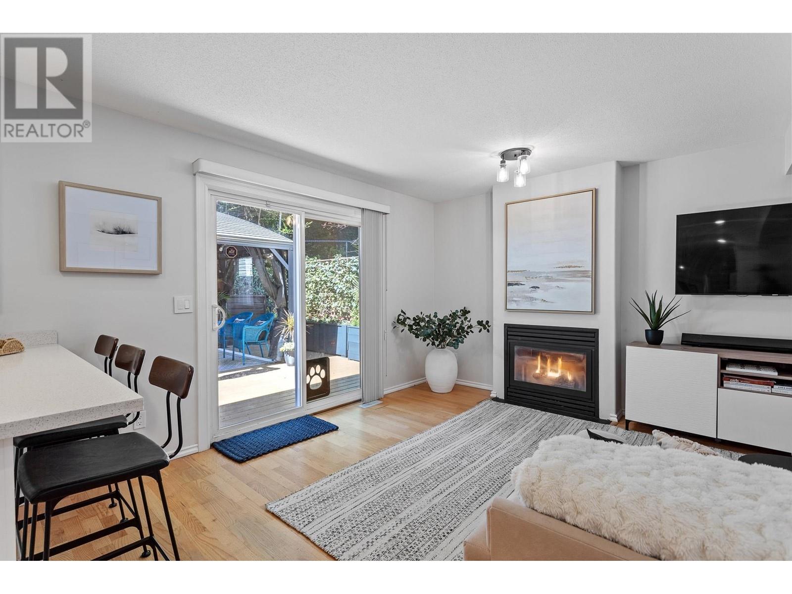 1653 Plateau Crescent, Coquitlam, British Columbia  V3E 3B3 - Photo 13 - R2994282