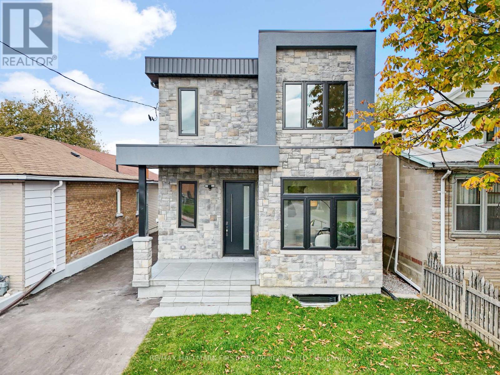Property at 27 BROWNVILLE AVENUE image 1