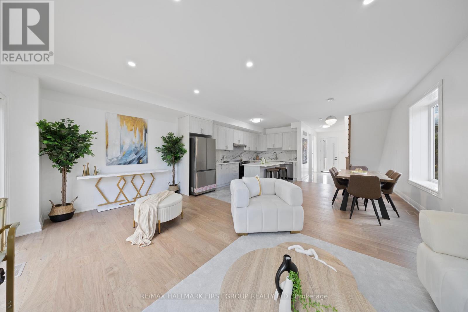 Property at 27 BROWNVILLE AVENUE image 5
