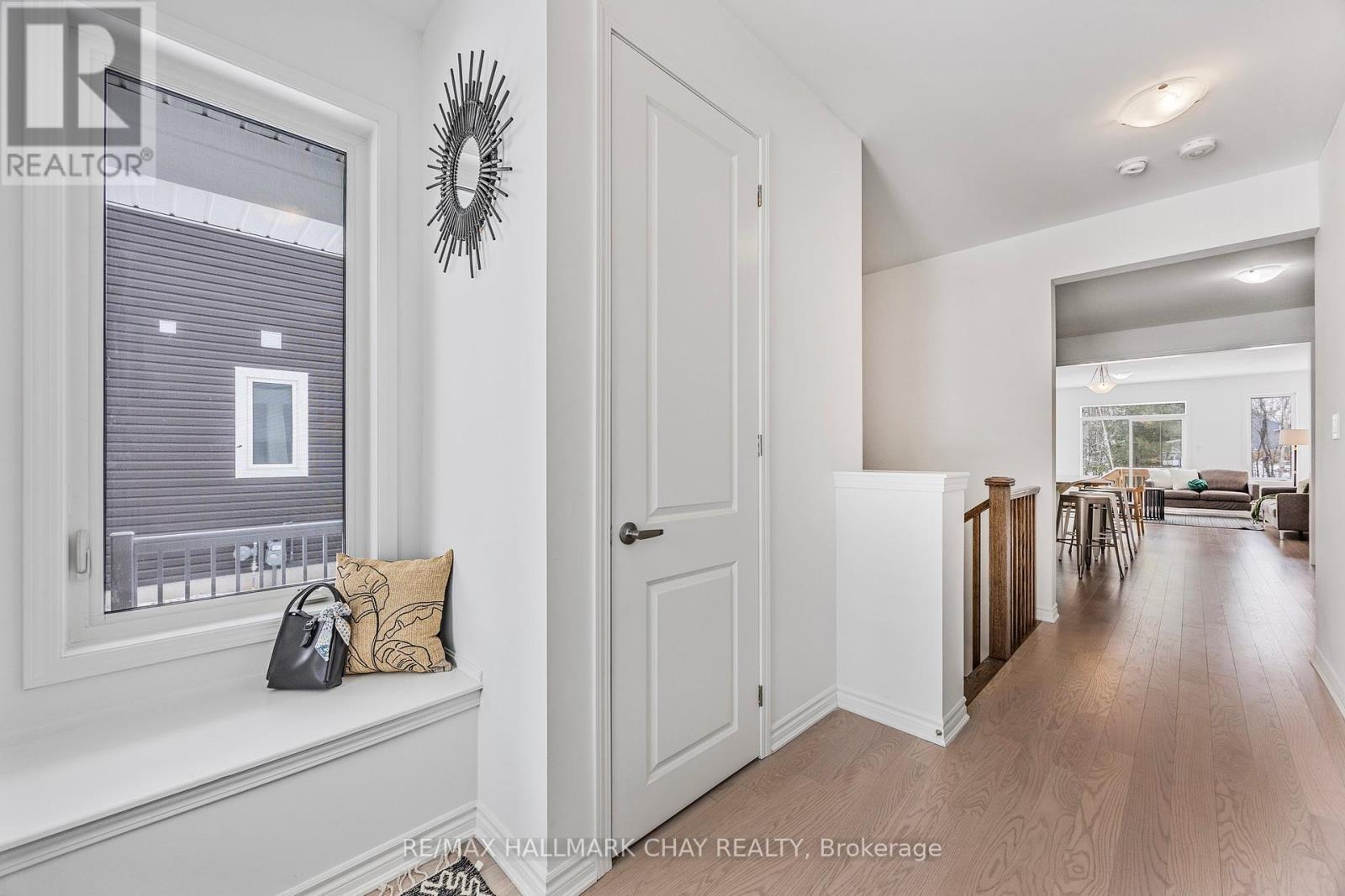 12 Dyer Crescent, Bracebridge, Ontario  P1L 0N4 - Photo 4 - X12076552