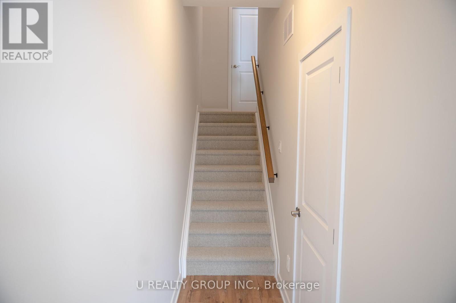 Property at 1202 FLYCATCHER PRIVATE image 3