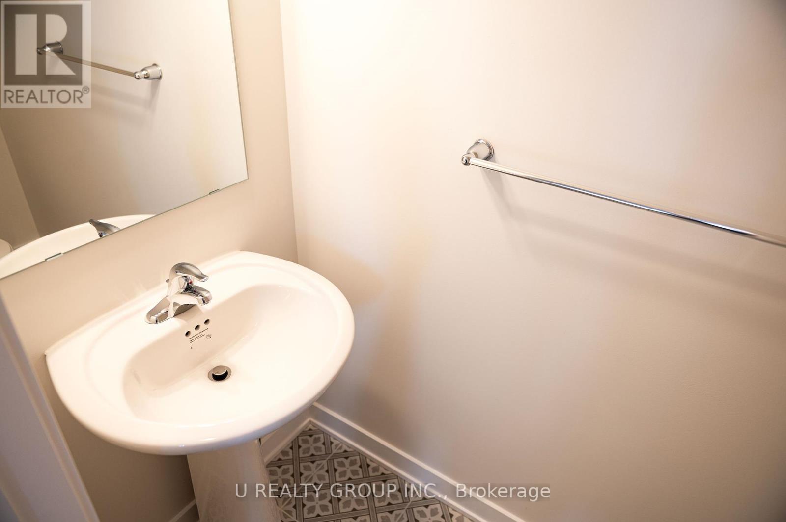 Property at 1202 FLYCATCHER PRIVATE image 4