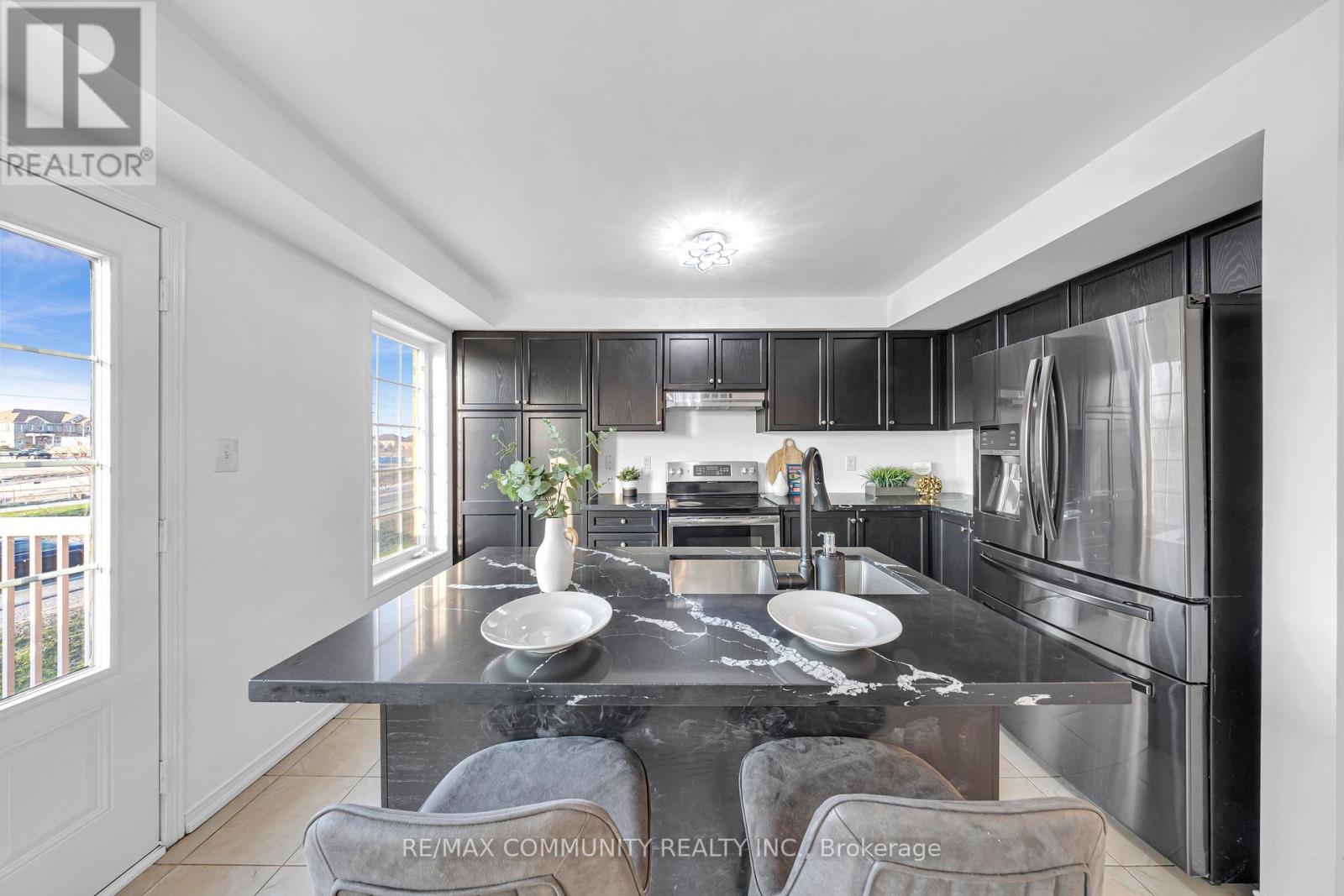 473 Rossland Road E, Ajax, Ontario  L1Z 0K8 - Photo 22 - E12106403