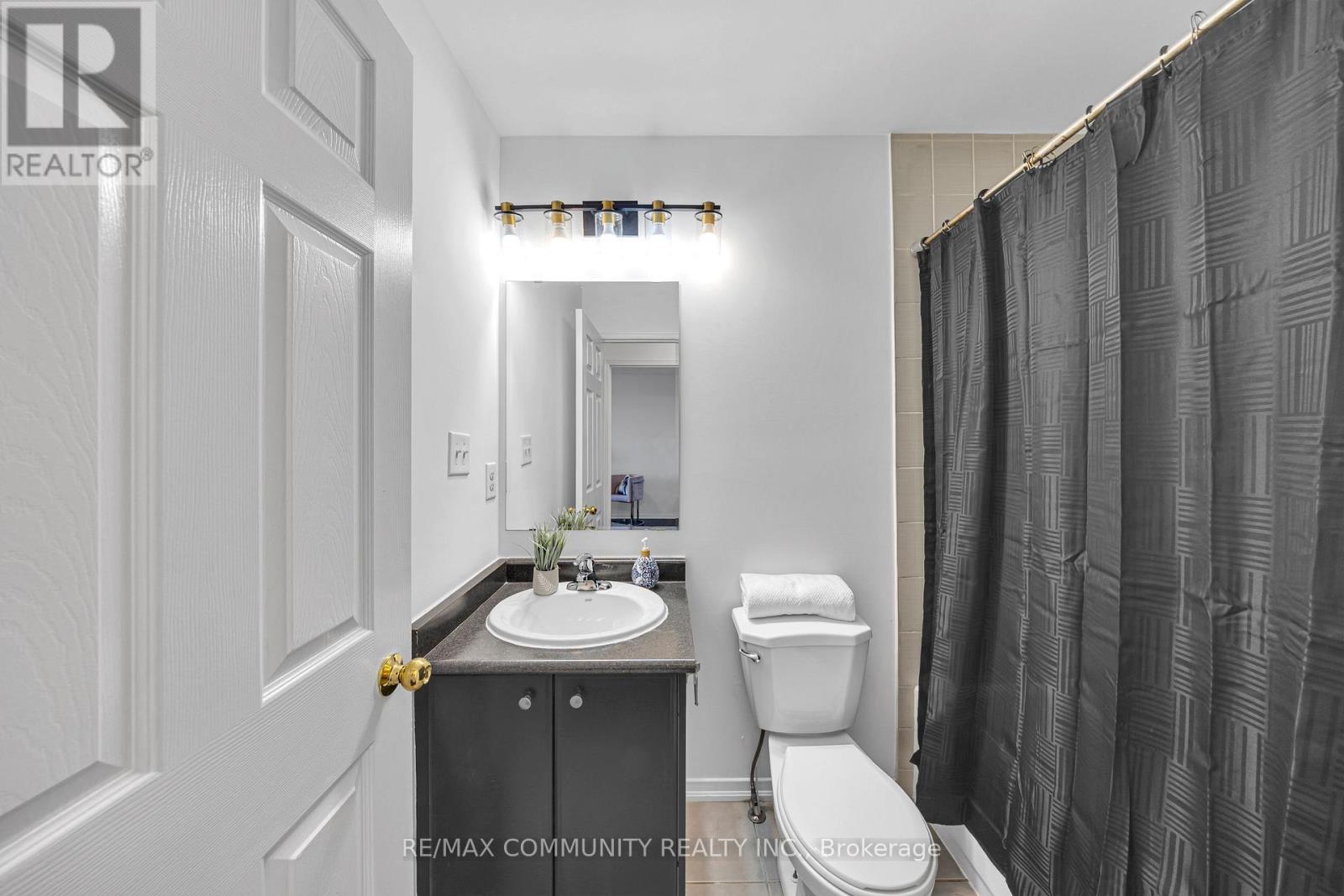 473 Rossland Road E, Ajax, Ontario  L1Z 0K8 - Photo 35 - E12106403