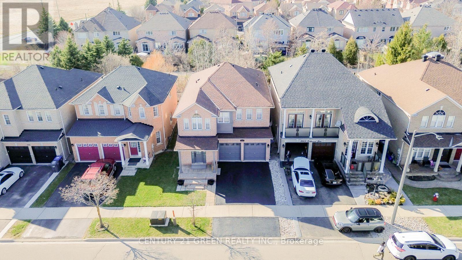 Property at 3873 BRINWOOD GATE image 2