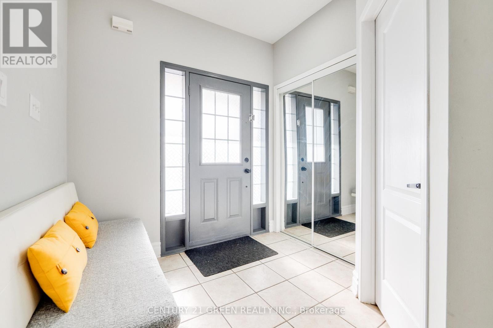 Property at 3873 BRINWOOD GATE image 4