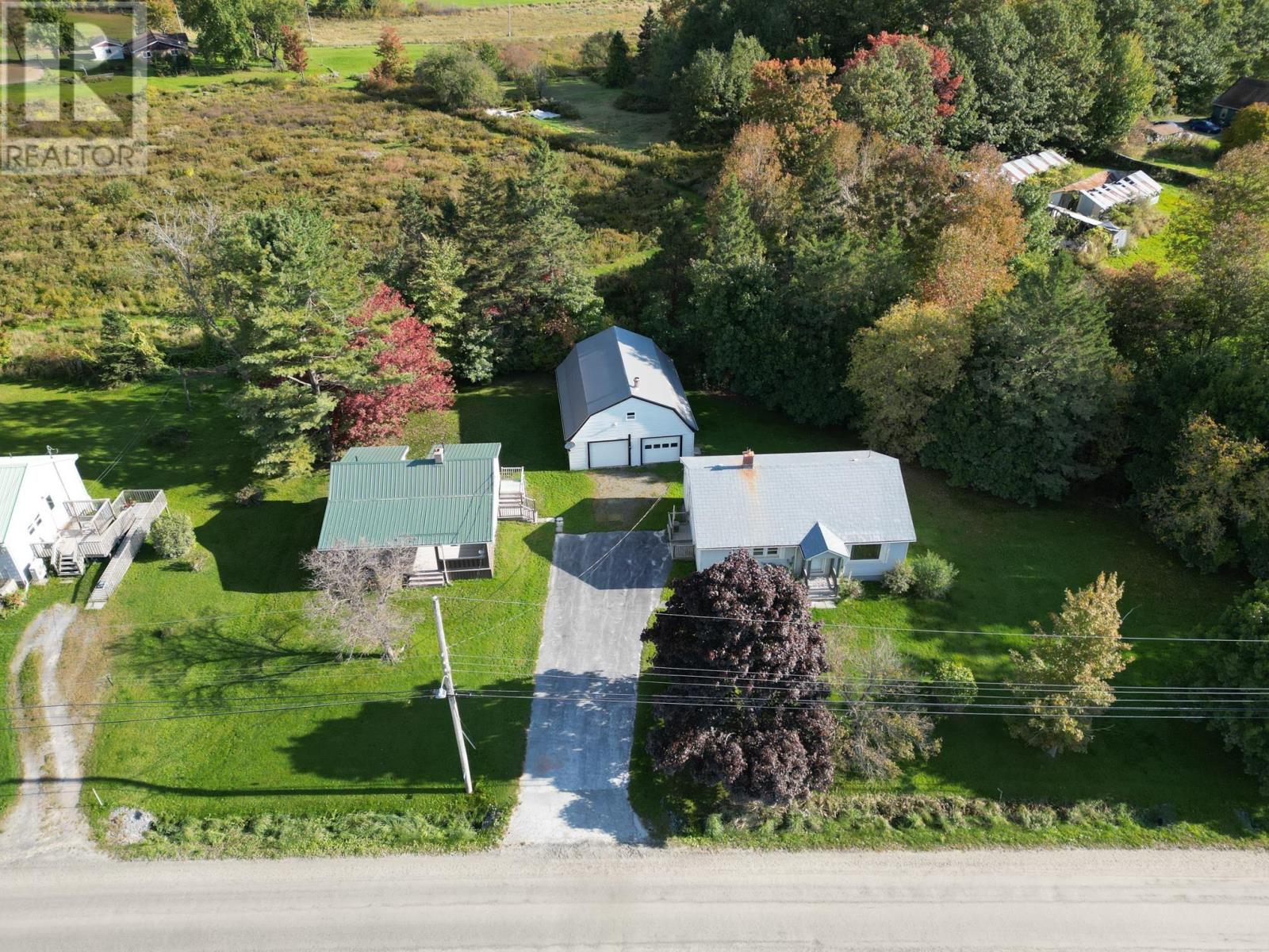 Property at 17 Crombe Road image 2