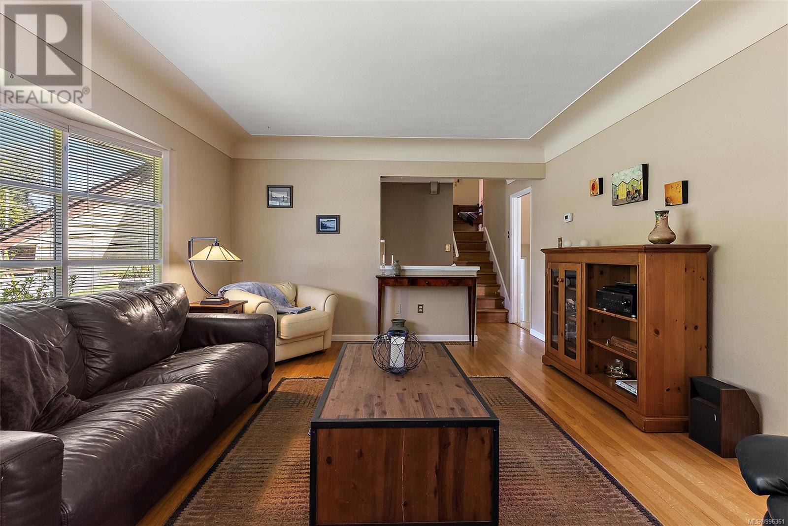 Property at 9379 Maryland Dr image 5
