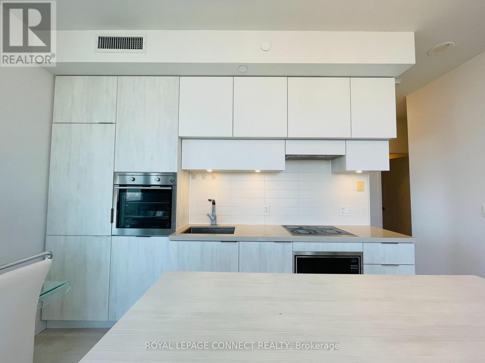 4708 - 8 Eglinton Avenue E, Toronto (Mount Pleasant East), Ontario  M4P 0C1 - Photo 18 - C12106434