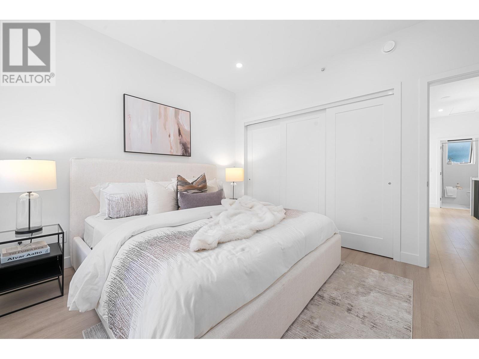 209 7161 17th Avenue, Burnaby, British Columbia  V3N 0K1 - Photo 14 - R2986990