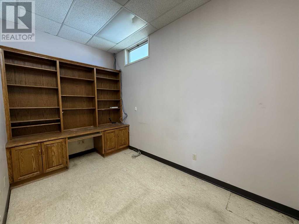 5502 Highway 2a, Ponoka, Alberta  T4J 1M1 - Photo 6 - A2214720