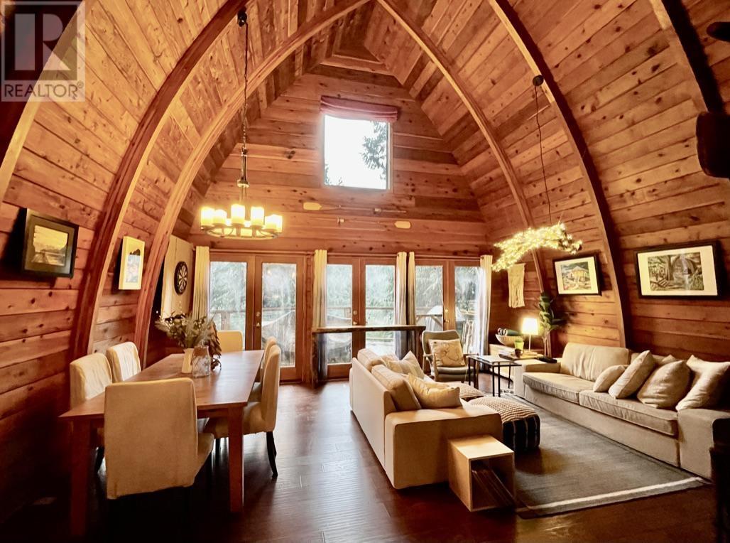 Property at 400 OAK AVENUE image 4