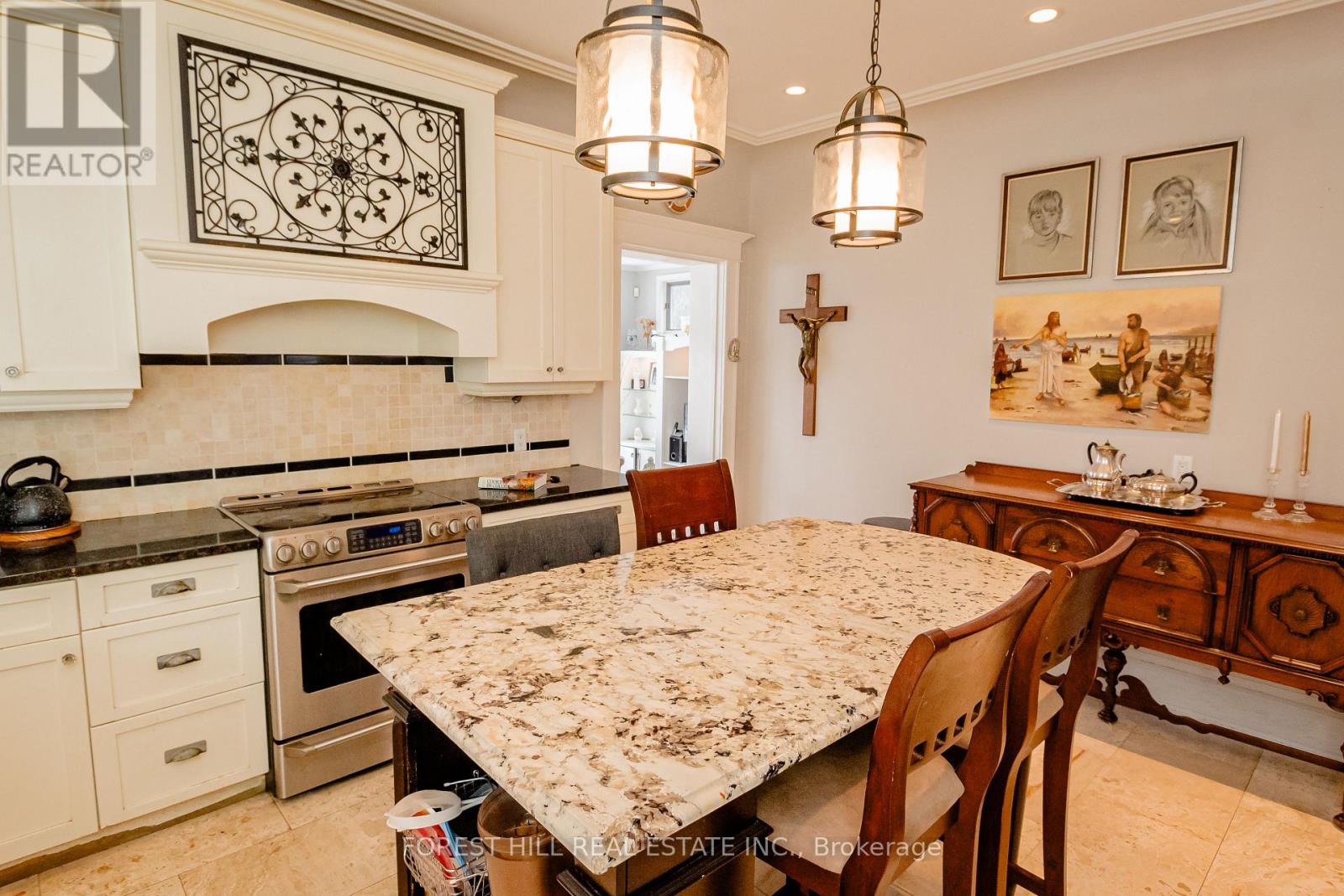98 Central Avenue, London East (East F), Ontario  N6A 1M4 - Photo 37 - X12106500