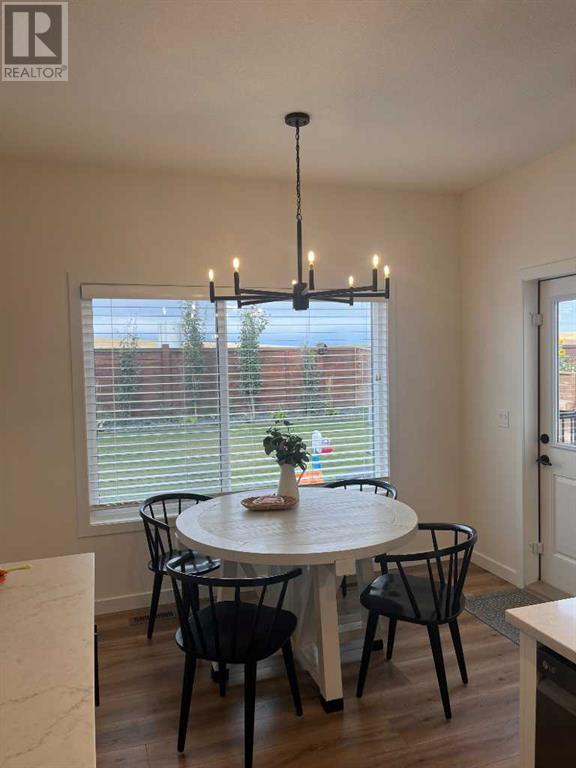 476 Chinook Gate Square Sw, Airdrie, Alberta  T4B 4V9 - Photo 8 - A2209449