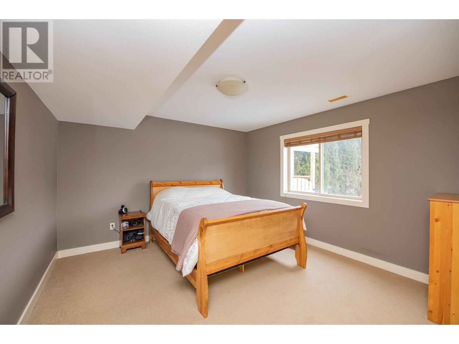 Property at 523 Middleton Way image 5